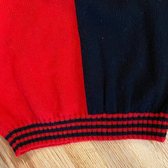 VTG Mickey Mouse Red and Black 100% Knitted Shetland Wool Sweater S - Picture 5 of 10